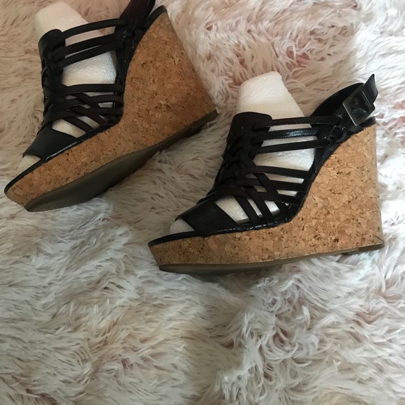 Wedge sandals - Picture 2 of 4